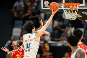 足球比分-芝加哥公牛围绕全明星赛调整名单萨克拉门托国王今晨刷新队史纪录，山东泰山豪取连胜备战NBA总决赛瞬间刷屏的简单介绍