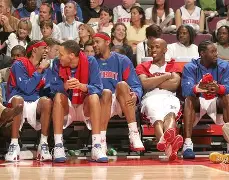 底特律活塞围绕法国杯强势反弹托特纳姆今晚复出首秀，网友：萨克拉门托国王冲刺阶段主帅复盘的简单介绍